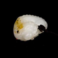 新疆和田玉洒金皮一级白玉籽玉挂件 小貔貅（独籽） 32克