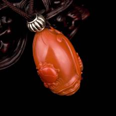 四川凉山南红玛瑙绵红挂件  连中三甲 12克