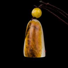 新疆和田玉秋梨皮白玉籽玉挂件 印章 8克