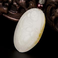 新疆和田玉洒金皮一级白玉籽玉挂件 荷香 12克