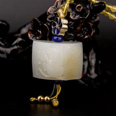 新疆和田玉洒金皮羊脂白玉籽玉挂件 灵猴 18克