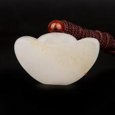 新疆和田玉洒金皮白玉籽玉挂件 元宝 9克