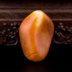 新疆和田玉红沁白玉籽玉 原石 163.5克