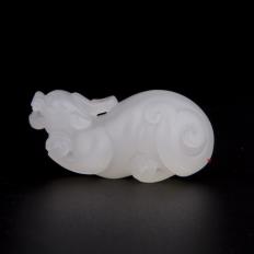 新疆和田玉白皮羊脂白玉籽玉挂件 小貔貅 18.7克