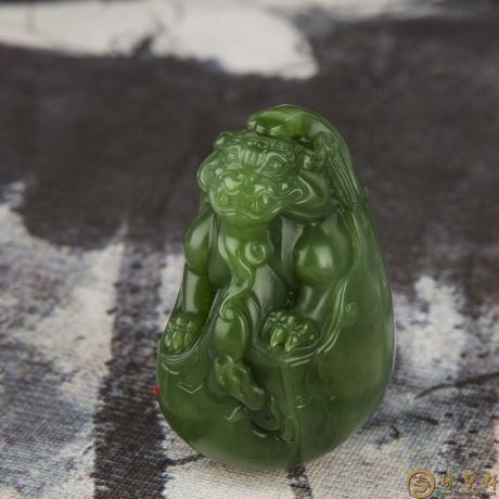 【琢艺轩】俄罗斯碧玉把件 貔貅 102克