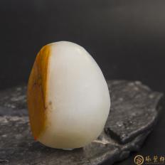 新疆和田玉红皮白玉籽玉 原料 49.8克