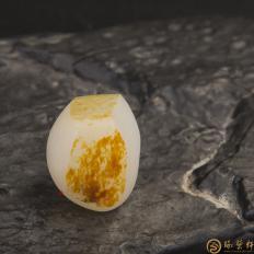 新疆和田玉红皮羊脂白玉籽玉 原料 13.8克