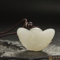 新疆和田玉洒金皮白玉籽玉挂件 五福献宝 14.3克