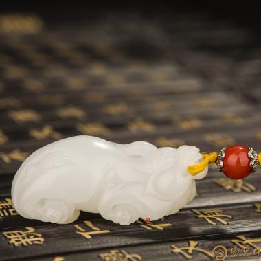 新疆和田一级白玉籽玉挂件 貔貅 27克