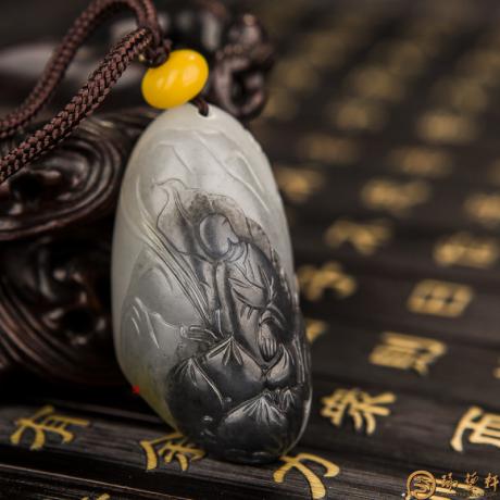 【琢艺轩】新疆和田红皮青花籽玉挂件 悟 34克