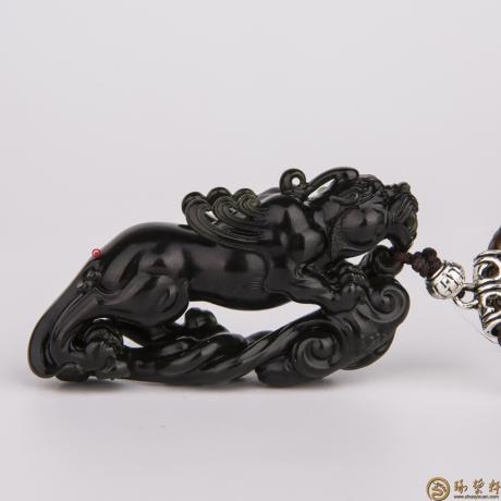 【琢艺轩】穆宇静 新疆和田墨碧籽玉挂件 飞兽 30克