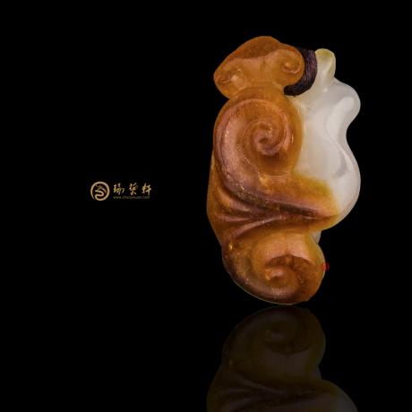 【琢艺轩】新疆和田红沁一级白籽玉挂件 如意 4.7克