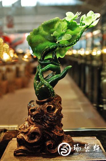 和田玉工艺历来讲究：工必有意、意必吉祥?