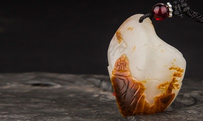 新疆和田玉红皮白玉籽玉挂件 坐禅（独籽） 12.2克